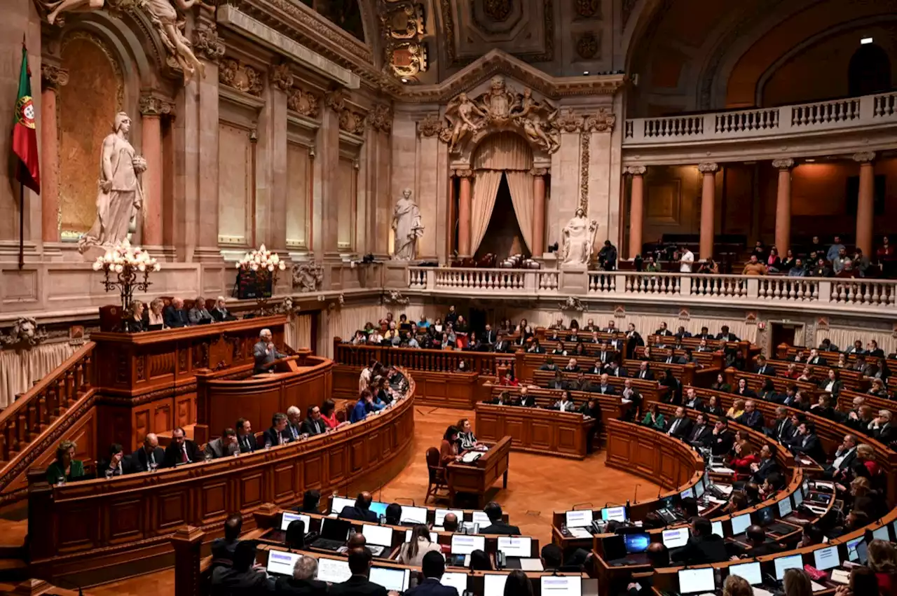 Portugal : le Parlement revote la loi sur l'euthanasie après quatre refus successifs en trois ans