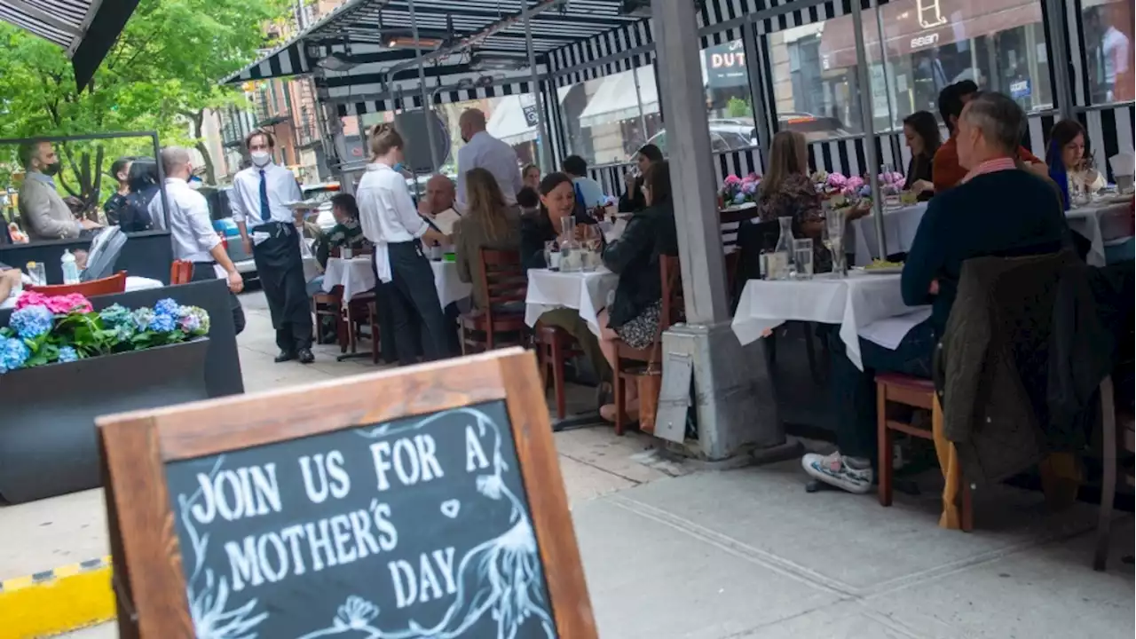 Why Mother's Day is the most hated day in the restaurant industry