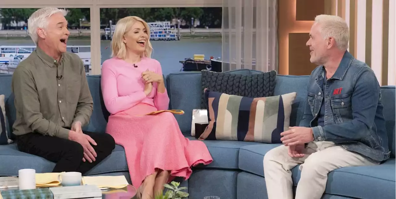 This Morning's Holly Willoughby and Philip Schofield defend Loose Women from brutal swipe