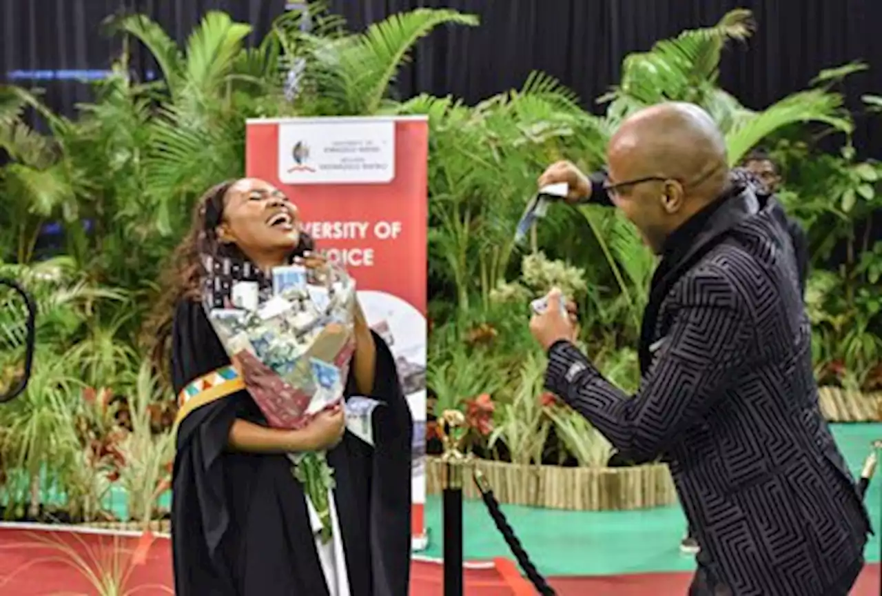 WATCH: Dr Malinga celebrating his UKZN graduate wife goes viral| East Coast Radio