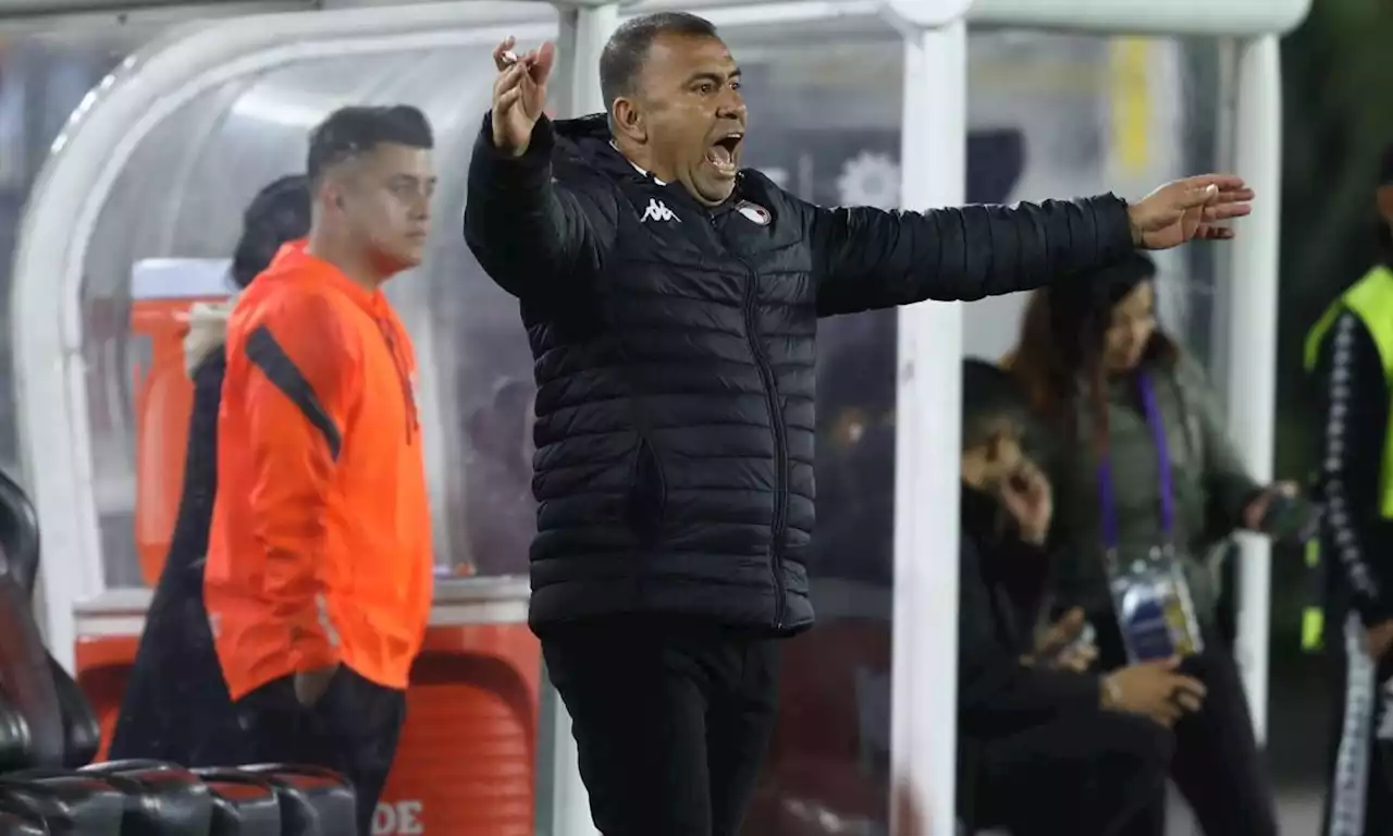 Harold Rivera dejó de ser el técnico de Santa Fe, tras la derrota contra Nacional