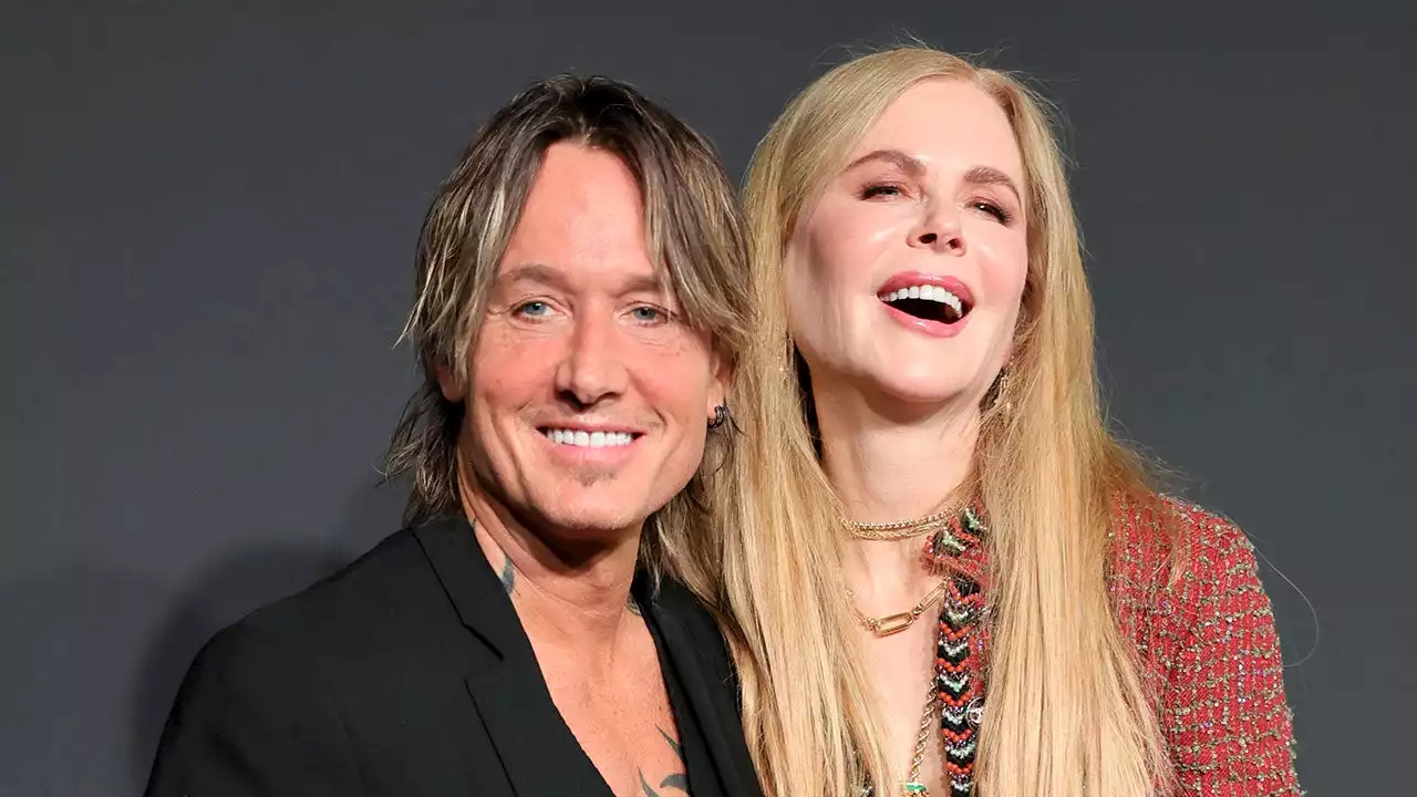 Keith Urban and Nicole Kidman Laugh and Hold Hands at ACMs: Pics!