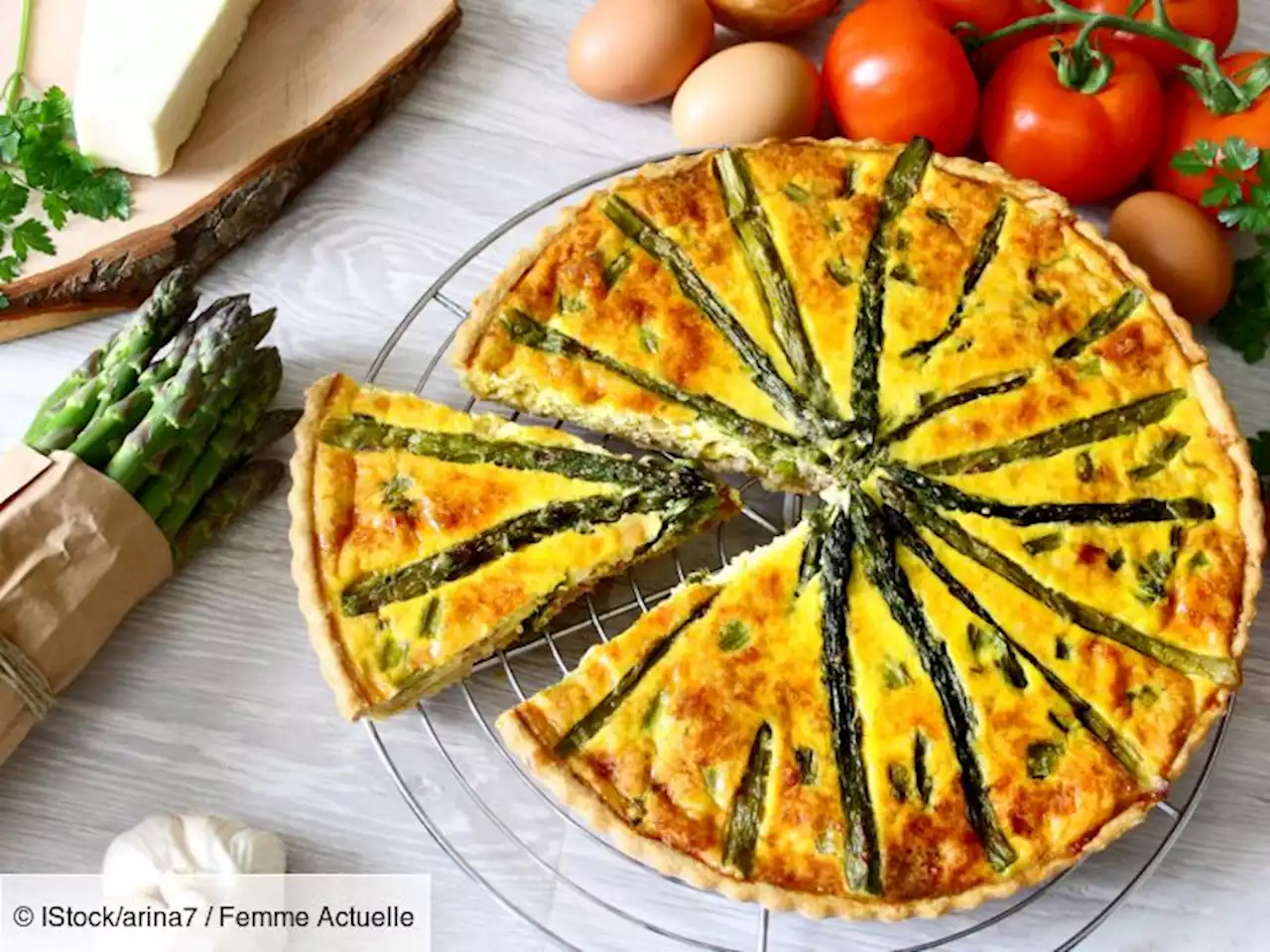 Tarte fine aux asperges de Laurent Mariotte : la recette hyper simple et rapide pour le dîner