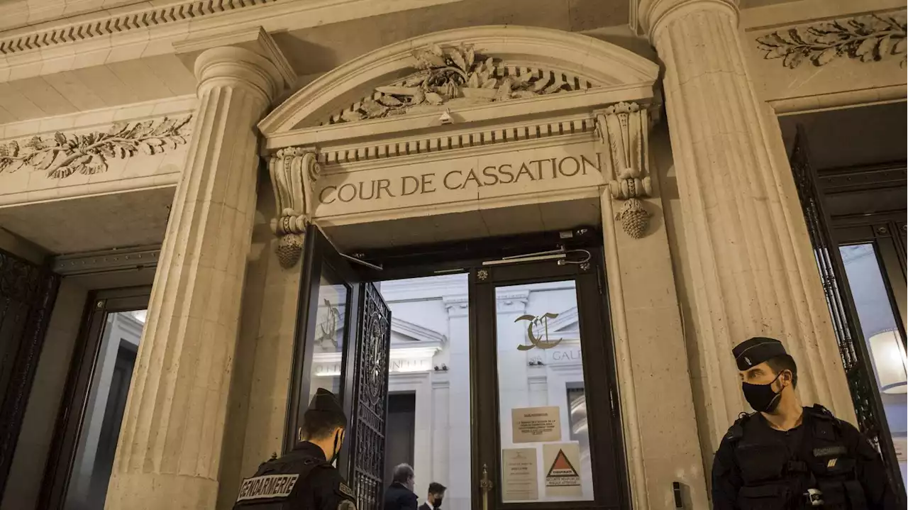 La Cour de cassation reconnaît à la justice française une 'compétence universelle' dans deux affaires qui concernent des crimes commis en Syrie