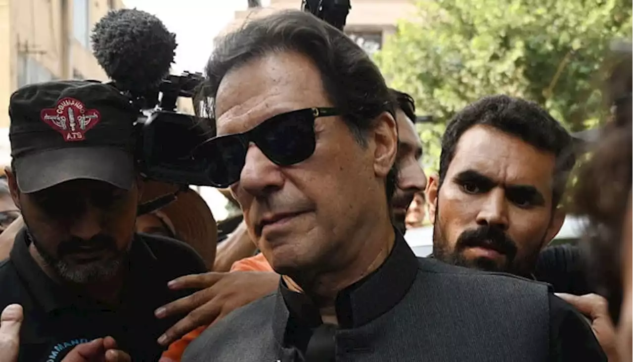 نیب تحویل میں بیوی سے بات کرنے کی اجازت دی گئی، عمران خان