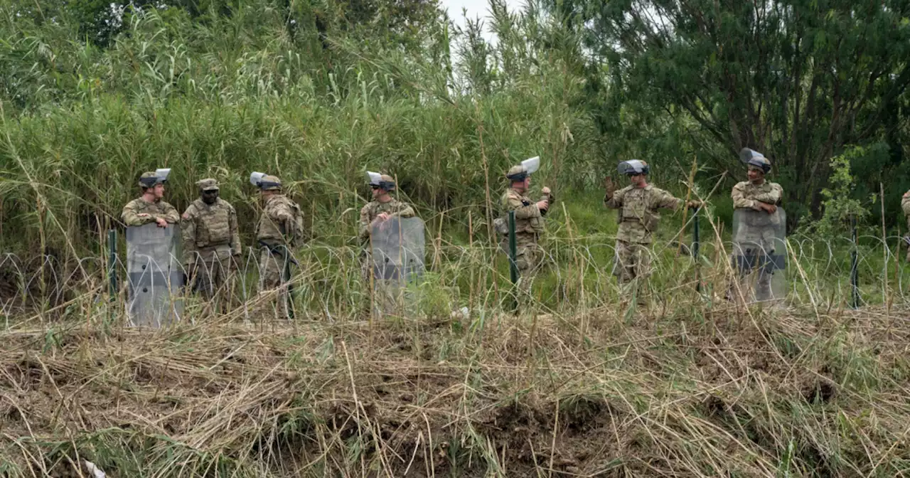 Live updates: What the Texas border looks like after Title 42