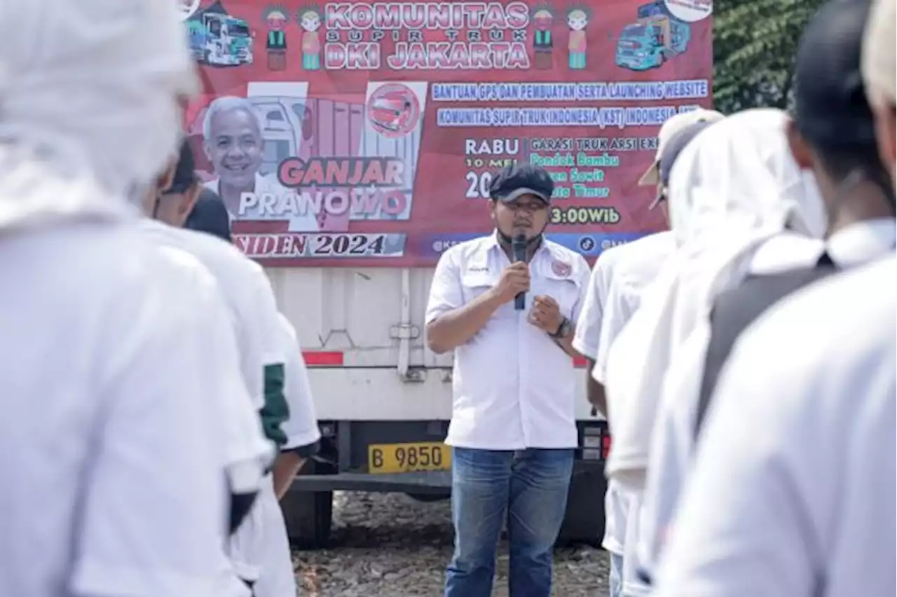 KST DKI Jakarta Bagikan Alat GPS Untuk Pengemudi Truk