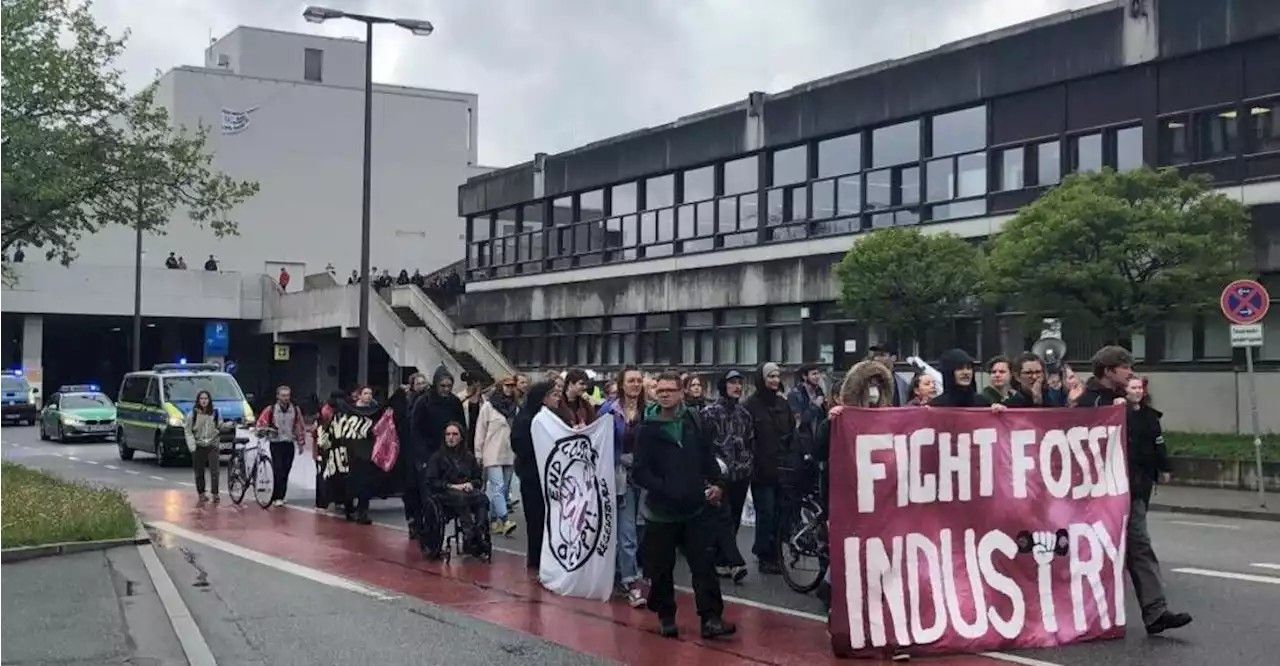 Regensburger Aktivisten zogen zur Uni – Ende der Hörsaalbesetzung in Sicht