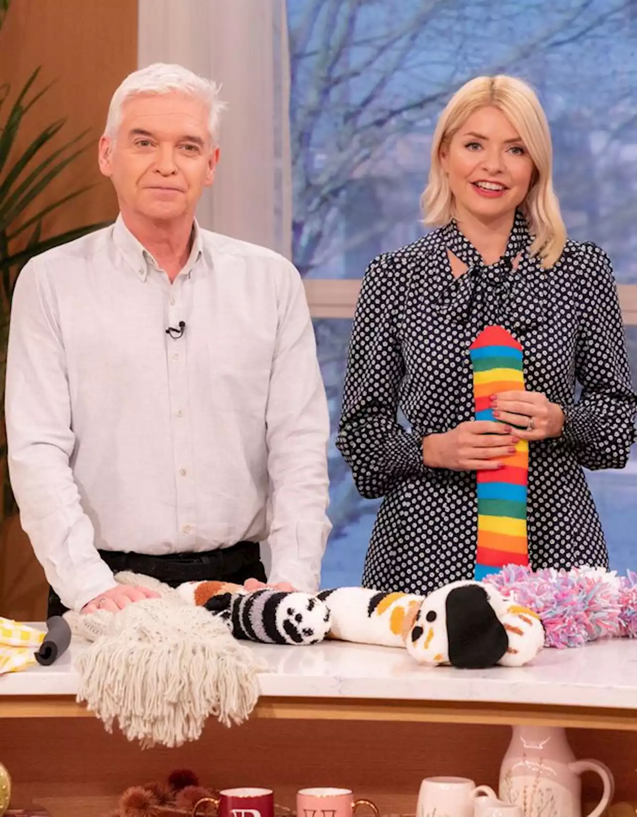 Holly Willoughby and Phillip Schofield's 'dispute' over his brother’s trial