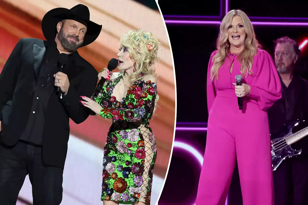 Dolly Parton jokes about having a ‘threesome’ with Garth Brooks, Trisha Yearwood