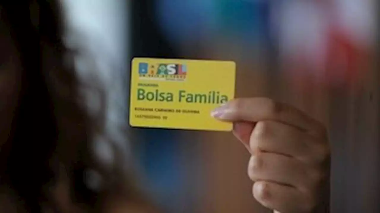 Lei que destina R$ 71,4 bilhões para o Bolsa Família é sancionada