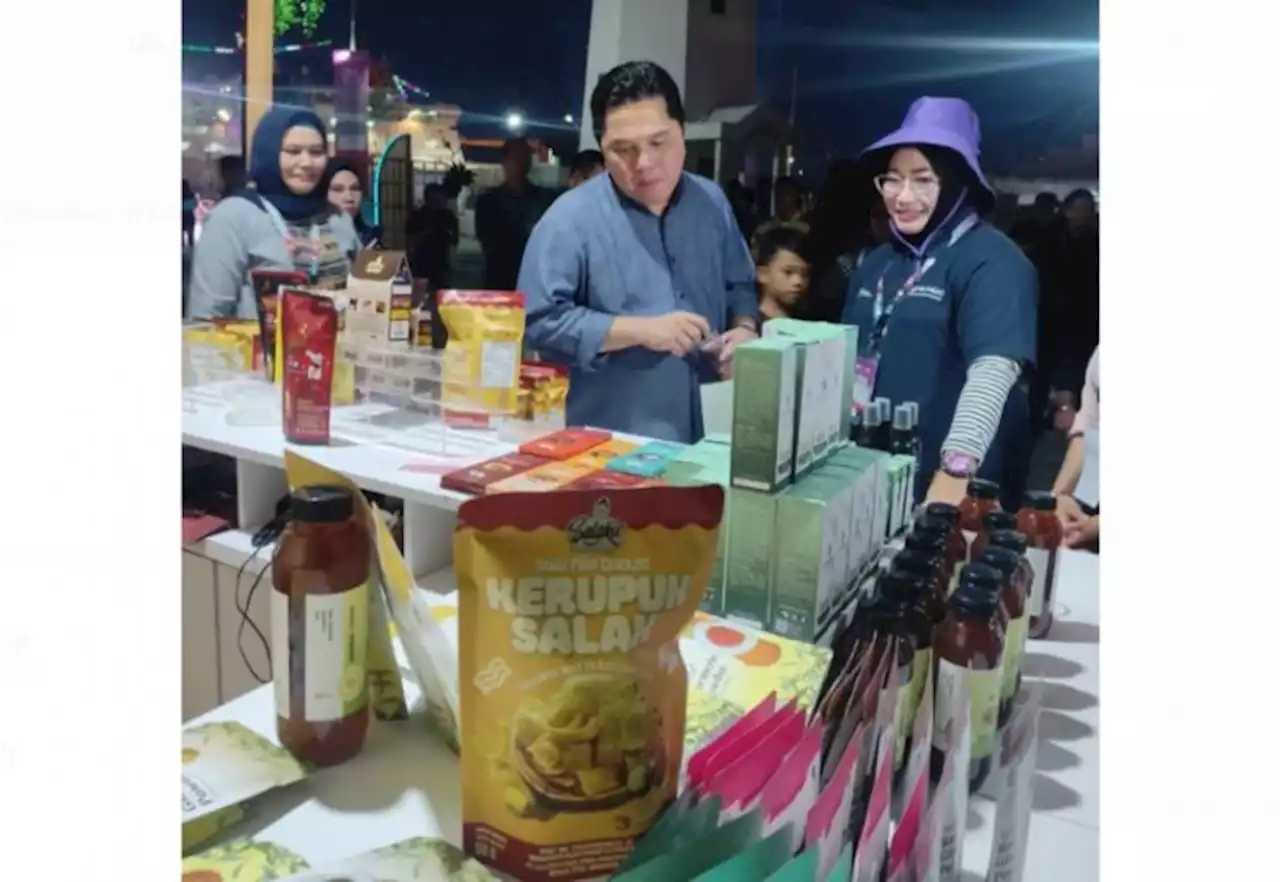 Pelindo Dorong UMKM Mendunia Lewat Pameran SME's HUB di KTT ASEAN 2023 |Republika Online