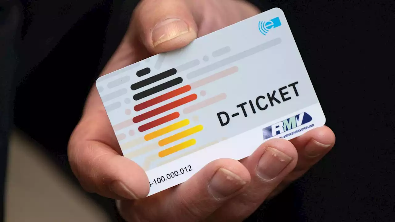 Umfrage: Ein Drittel der Bürger will Deutschlandticket kaufen