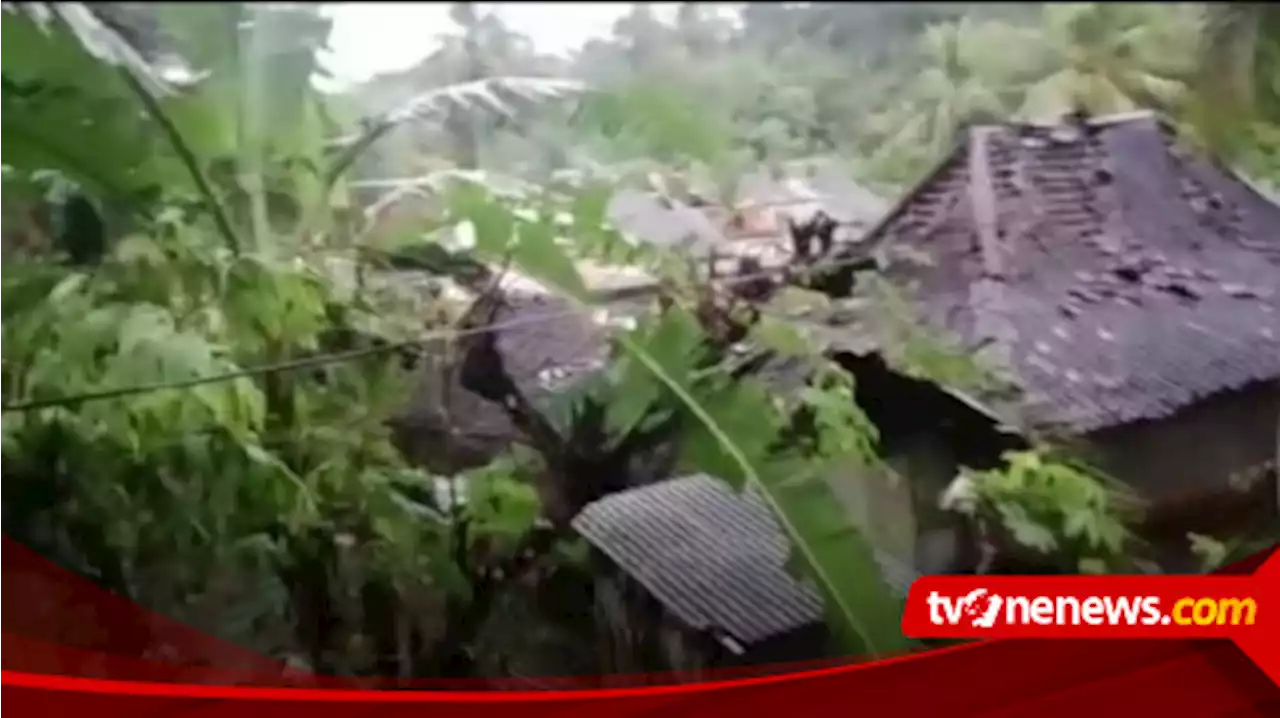 Puluhan Rumah di Pacitan Rusak Diterjang Angin Puting Beliung, 3 Diantaranya Nyaris Ambruk