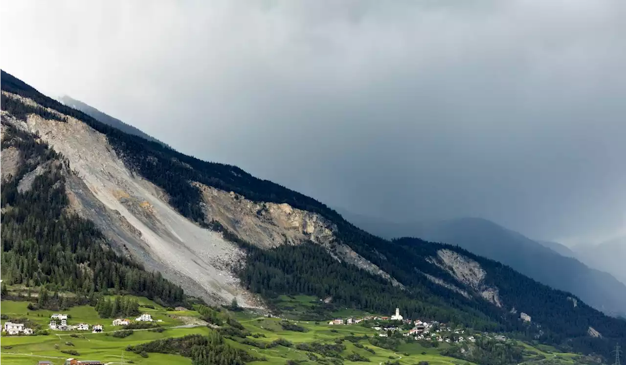 Swiss village evacuated due to threat of 2.6 million cubic-yard rockslide