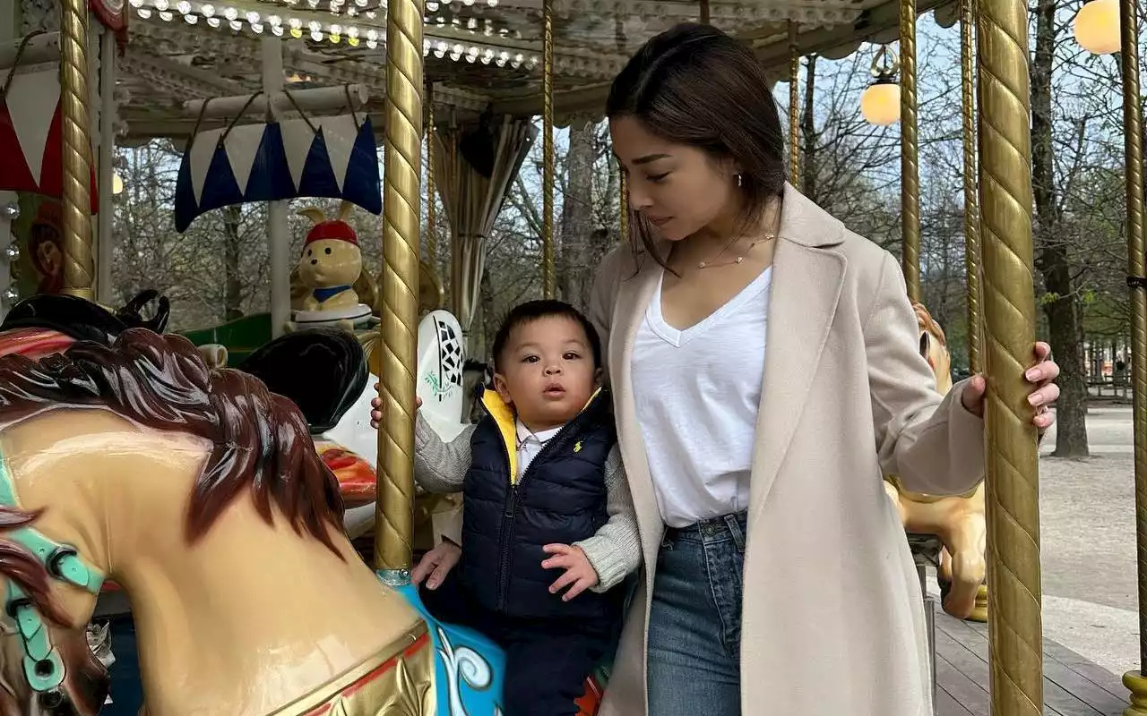 Rambut Issa Kena Kotoran Burung Saat Makan Perkedel, Ekspresi Jijik Nikita Willy Mood Banget