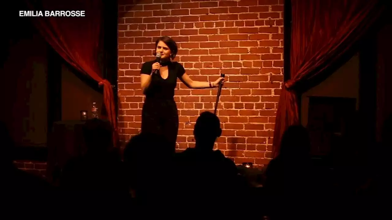 Comedian Emilia Barrosse to perform in Evanston this weekend