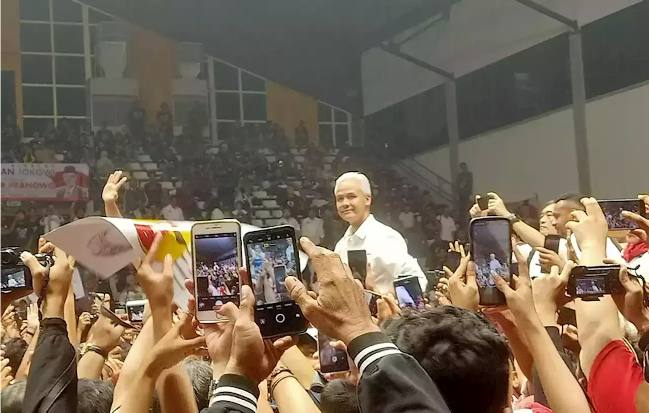 Tiba di Hall Basket GBK, Ganjar Pranowo Temui 245 Organisasi Relawan Jokowi