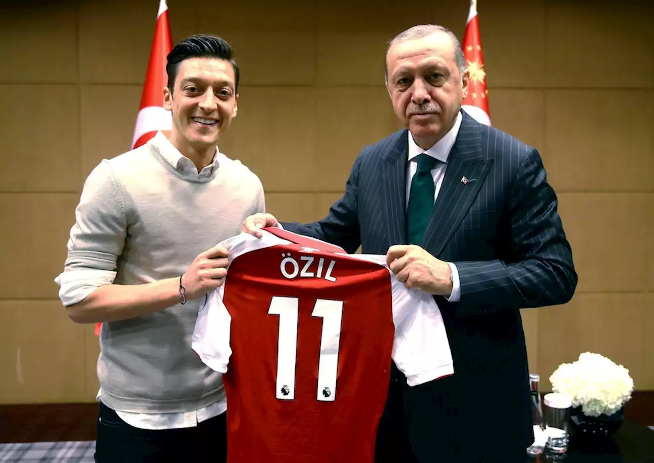 Wahlkampfhilfe für Erdogan: Özil postet wieder Foto mit Präsidenten