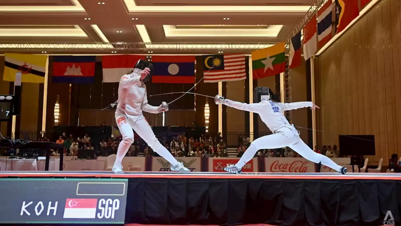 Singapore fencers strike SEA Games gold; 15-year-old Elle Koh retains epee crown, debutant Samuel Robson wins men's foil