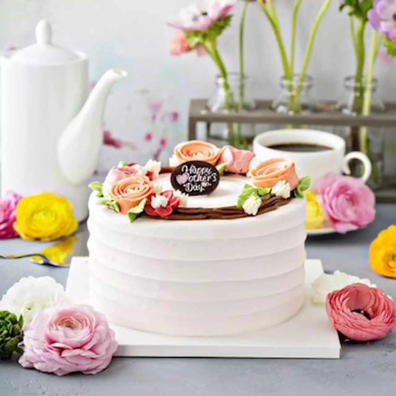 Easy Mother's Day cake recipe for beginners