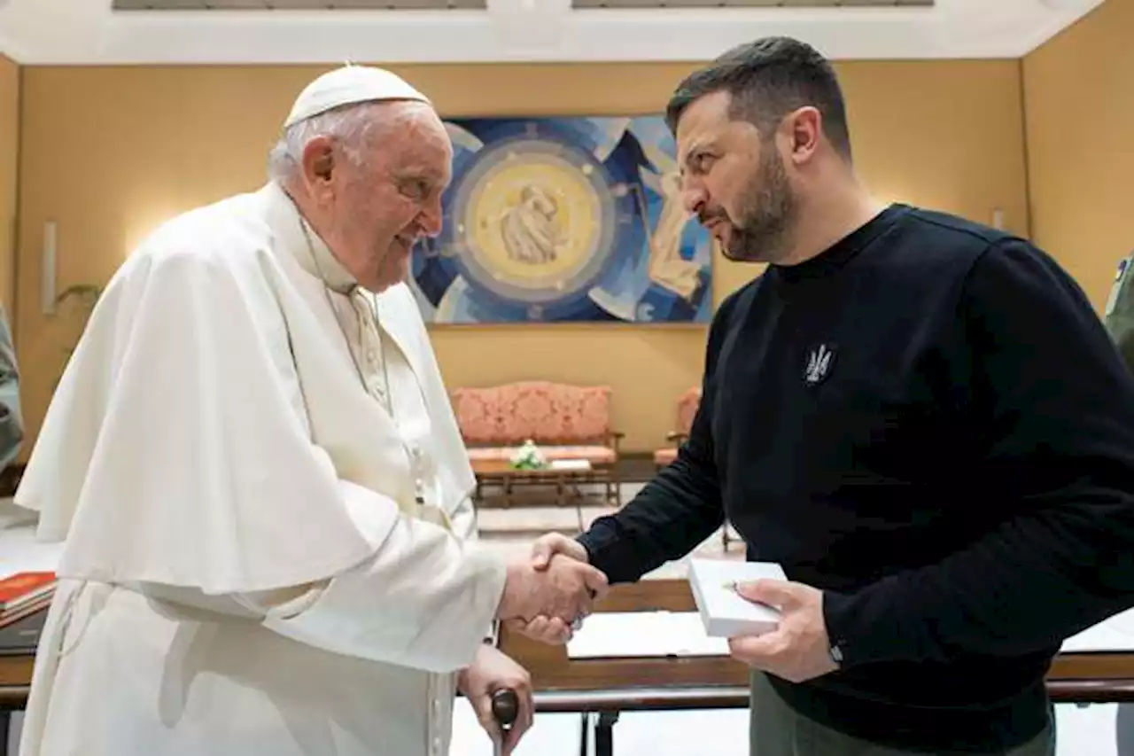 Zelenski se reunió con el papa en el Vaticano; el domingo viajará a Alemania