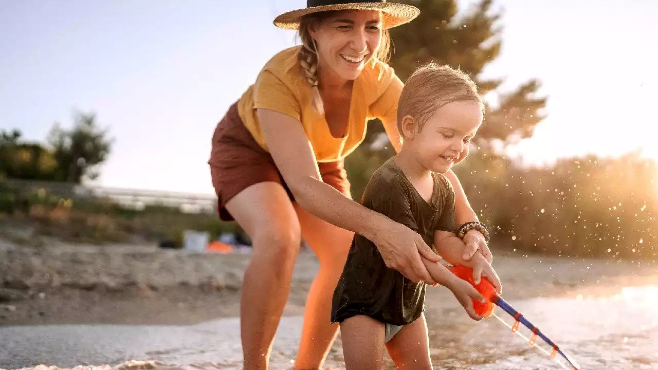 Minnesota moms encouraged to fish over Mother's Day weekend without licenses