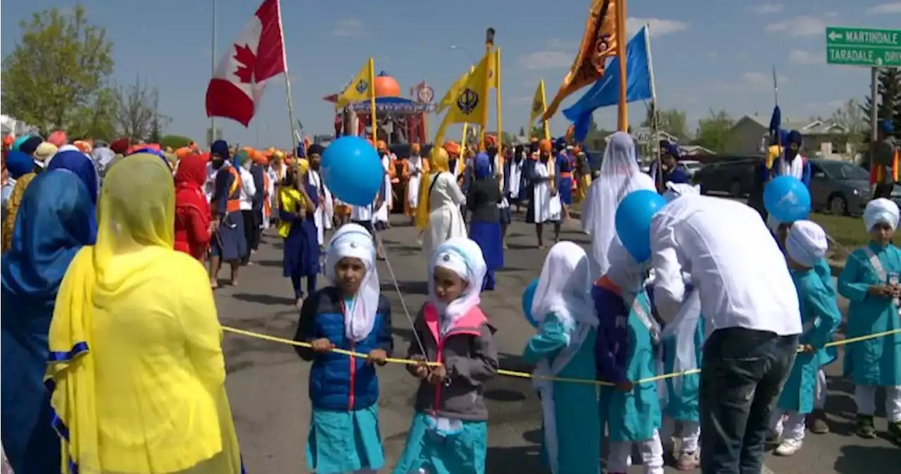 Calgary’s Nagar Kirtan ‘Vaisakhi’ parade 2023 celebrates community - Calgary | Globalnews.ca