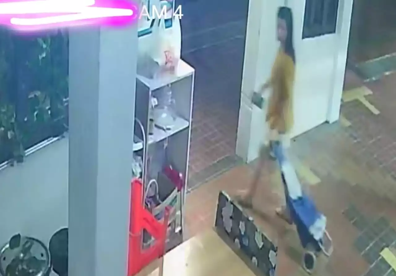 Woman seeks aunty who was caught on cam stealing from Marsiling shophouse - Singapore News