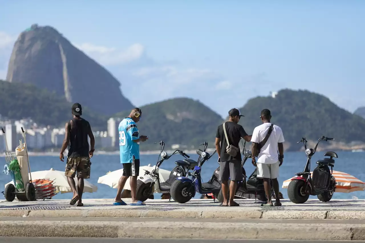 Cerco à farra dos ciclomotores: prefeitura do Rio quer regulamentar veículos até o fim do mês