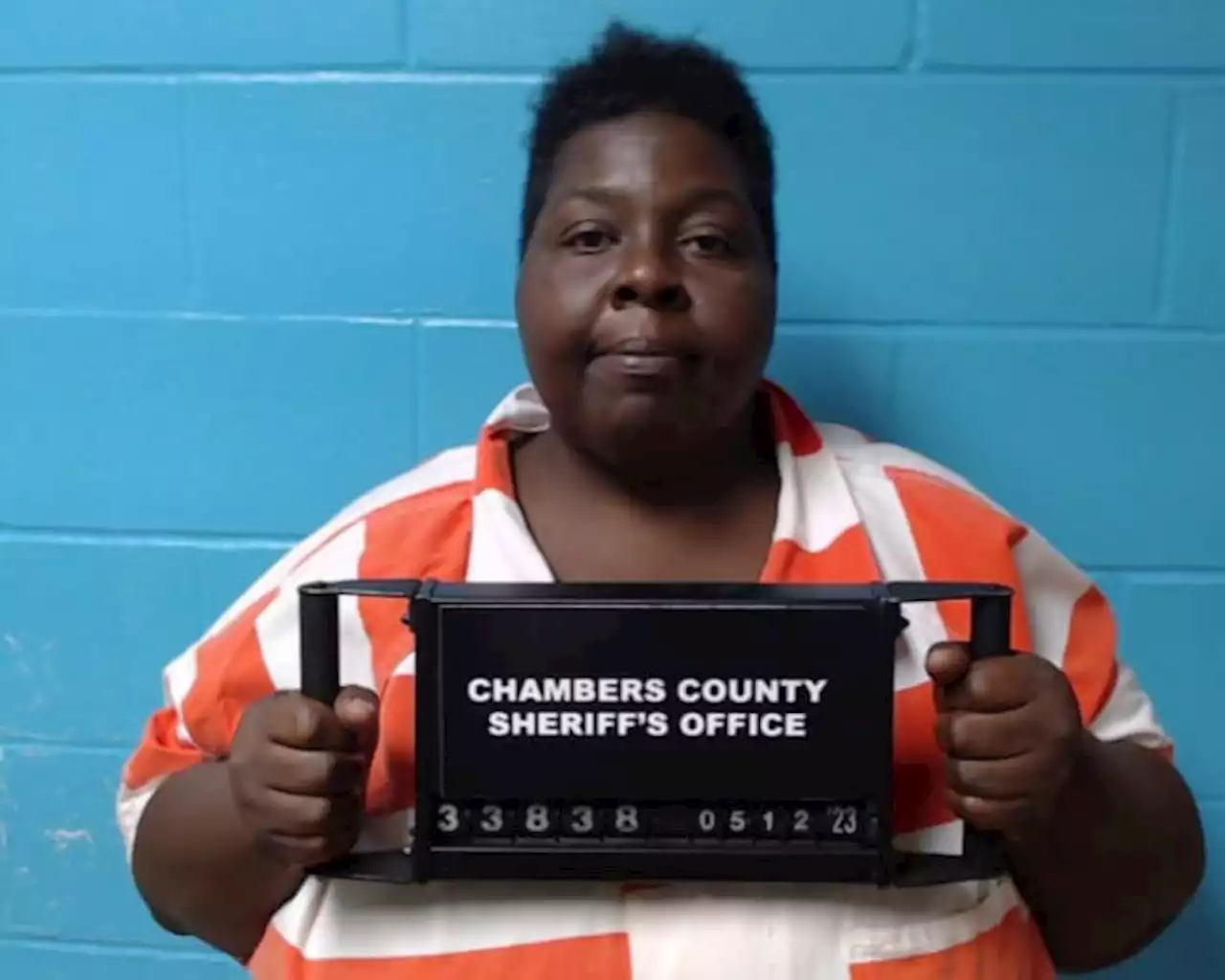 Anahuac woman accused of making threats toward elementary school