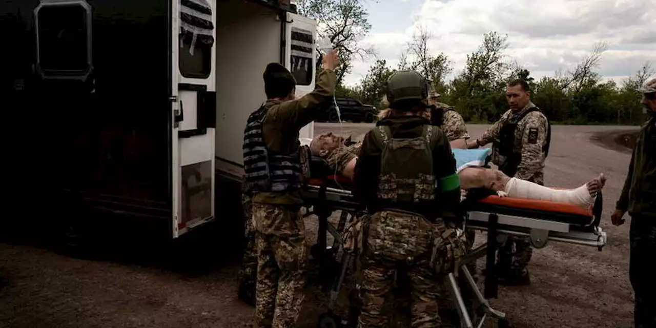 Guerre en Ukraine : une frappe russe tue deux personnes près de Bakhmout