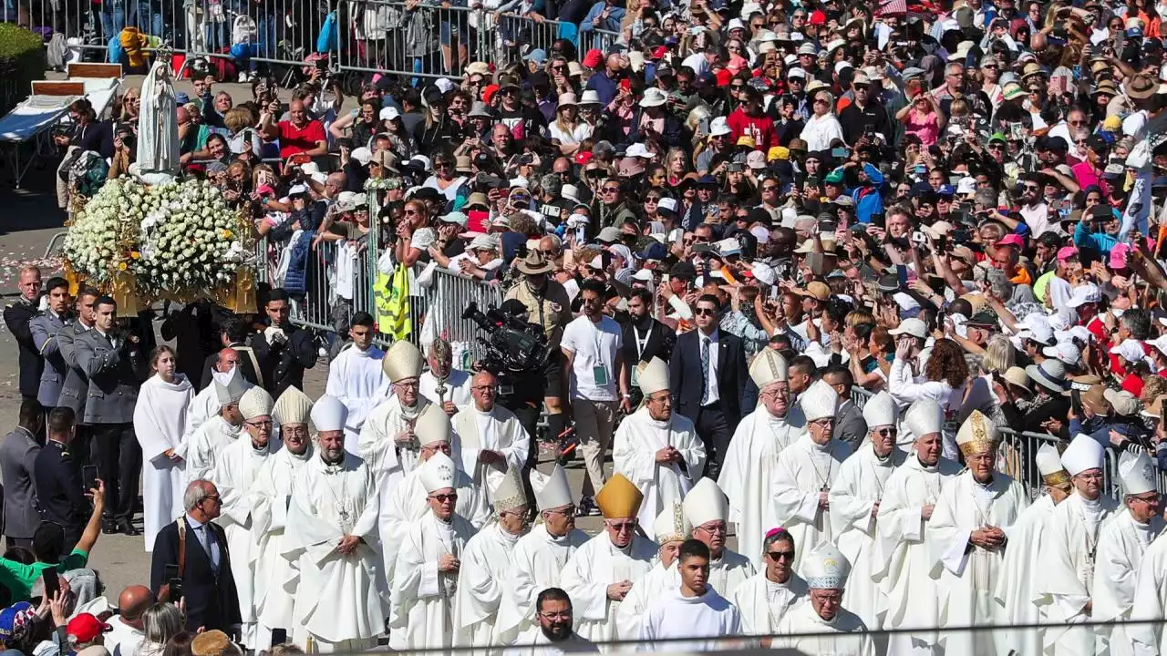 FOTOS: Miles de católicos llenan Fátima en una peregrinación marcada por la JMJ | Minuto30