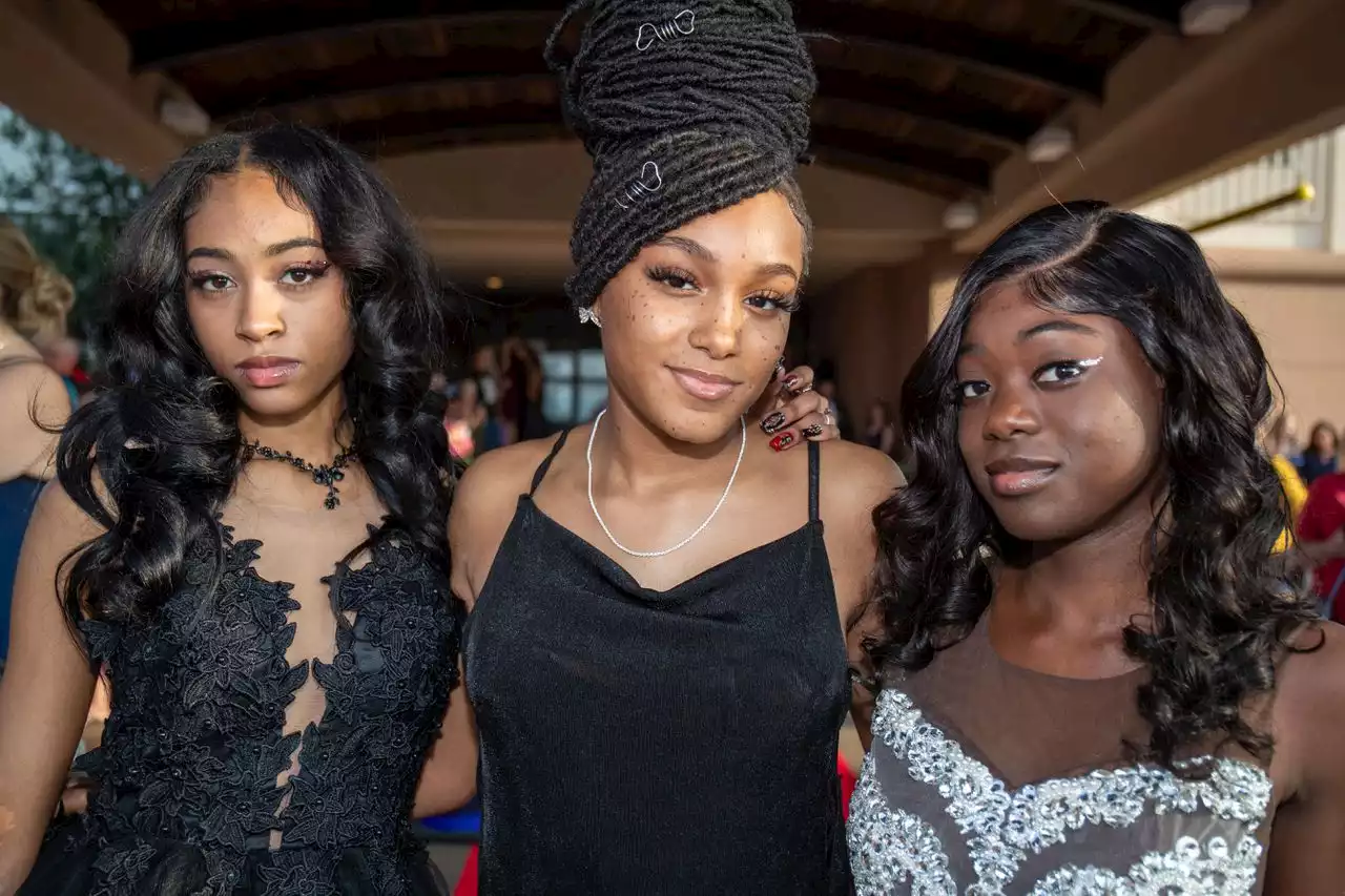 Watch the Dauphin County Tech. 2023 prom red carpet live stream recap: video