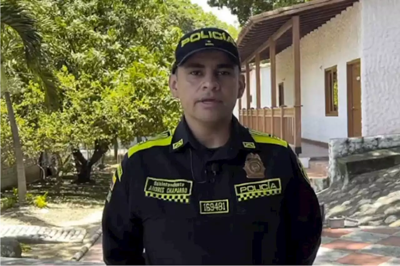 Policía lo salvó: la rápida acción del agente impidió que un joven saltara al vacío - Pulzo