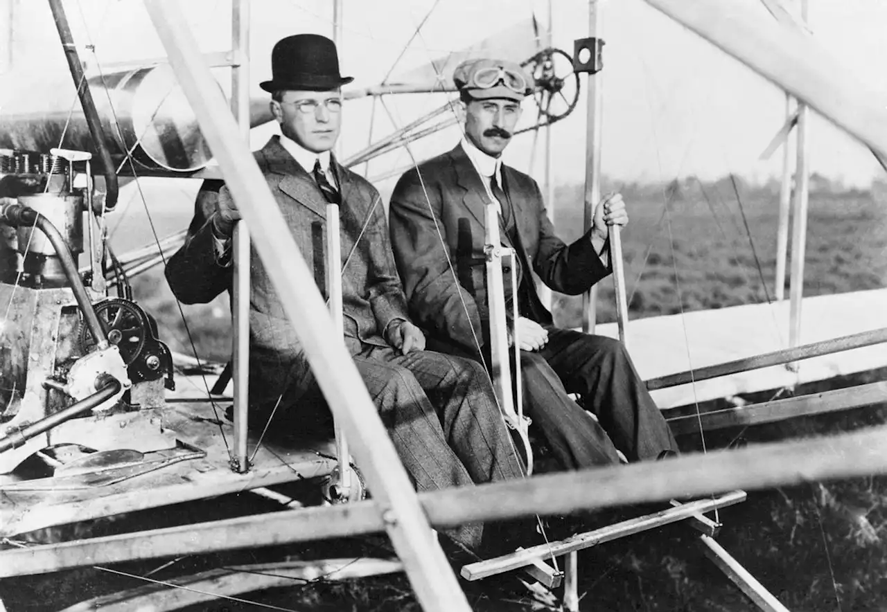 Did Wright Brothers Fly Same Year NYT Said Flying Machines Could Take 10M Years To Develop?