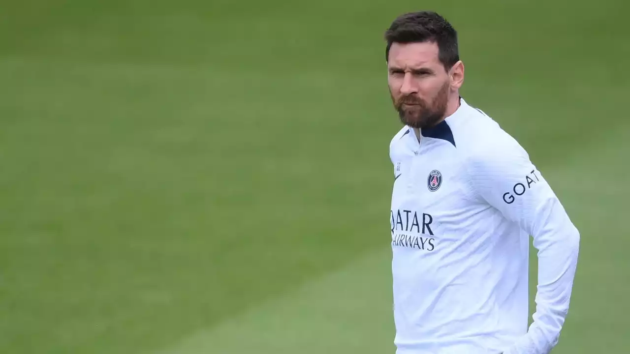 Lionel Messi: Carlos Tevez kritisiert PSG – „So kann man Messi nicht behandeln“