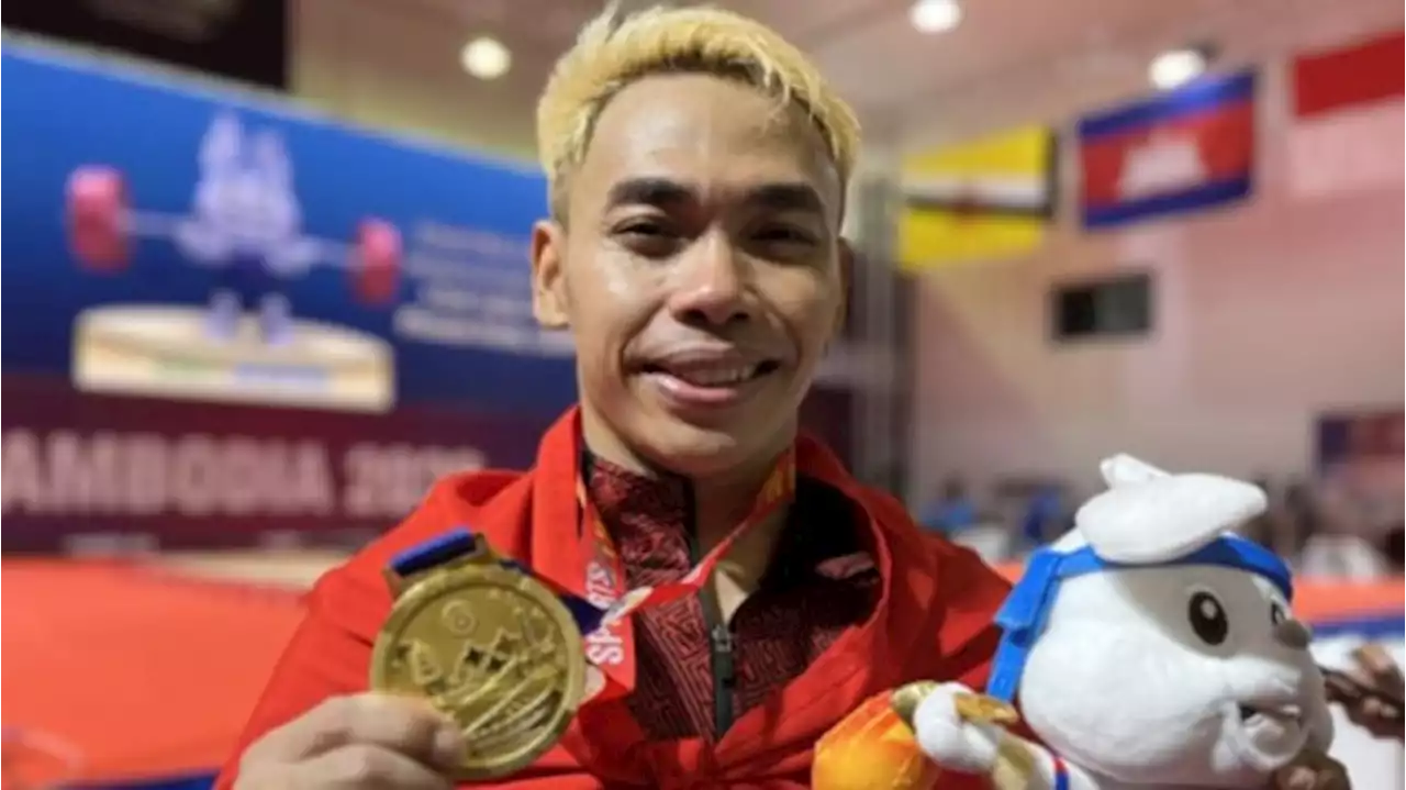 Lifter Indonesia Eko Yuli Pecahkan Rekor dan Sabet Emas SEA Games 2023