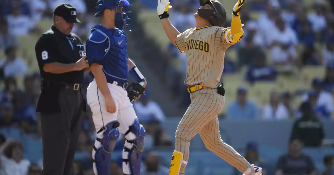 Martinez's 3-run shot lifts Dodgers over Padres 4-2, win 4th in row