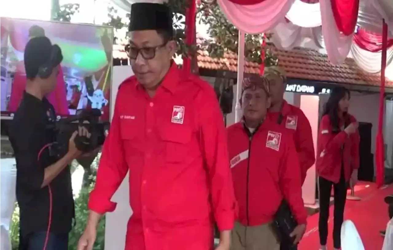 Datang Tanpa Massa, PSI Daftar Caleg di KPU Jatim