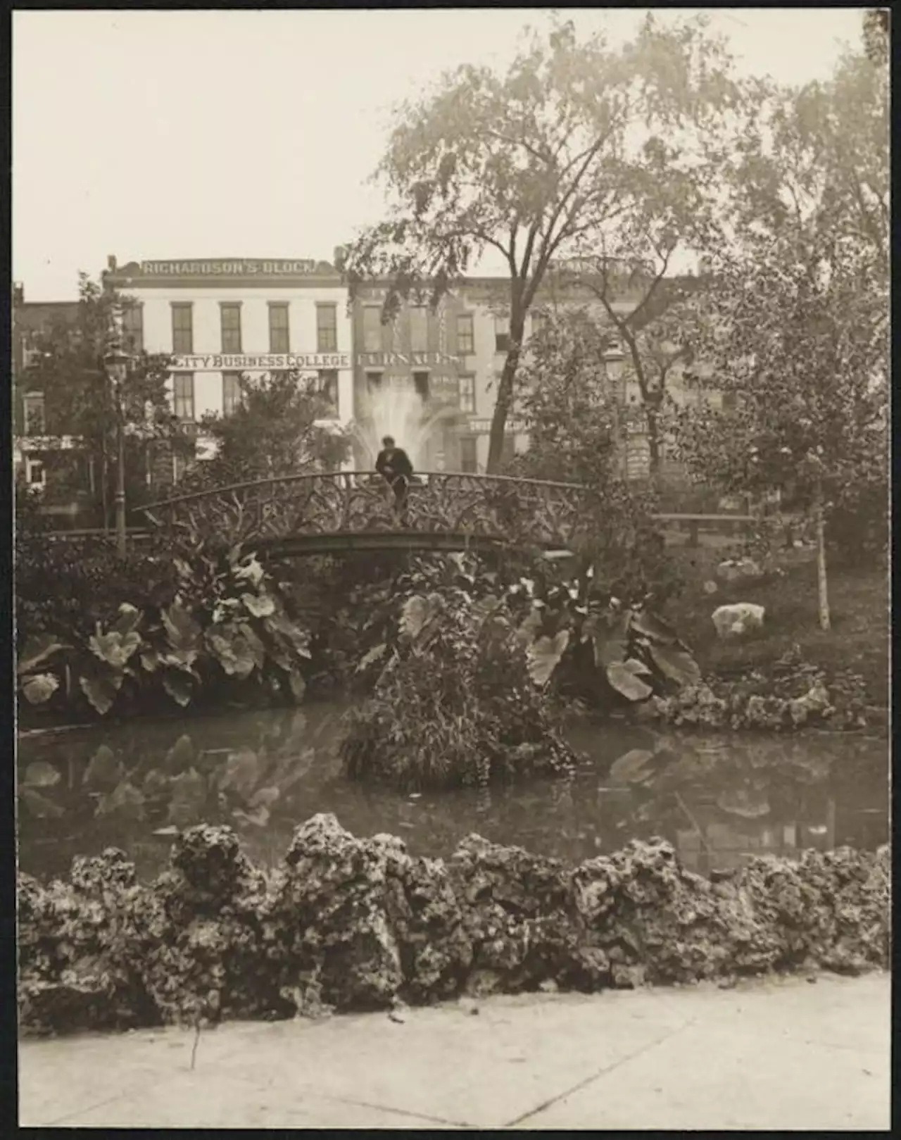 Vintage Photos of Cleveland's Public Square in the 1800s