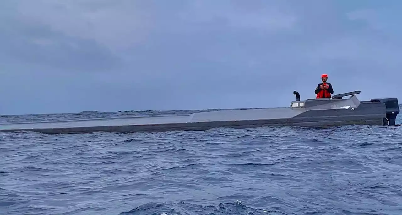 Incautan el semisumergible más grande que ha navegado con drogas en aguas de Colombia