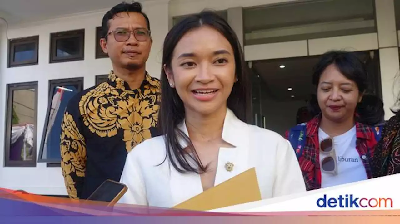 Anak Akbar Tandjung-Aria Bima Warnai Pendaftaran Caleg 2024