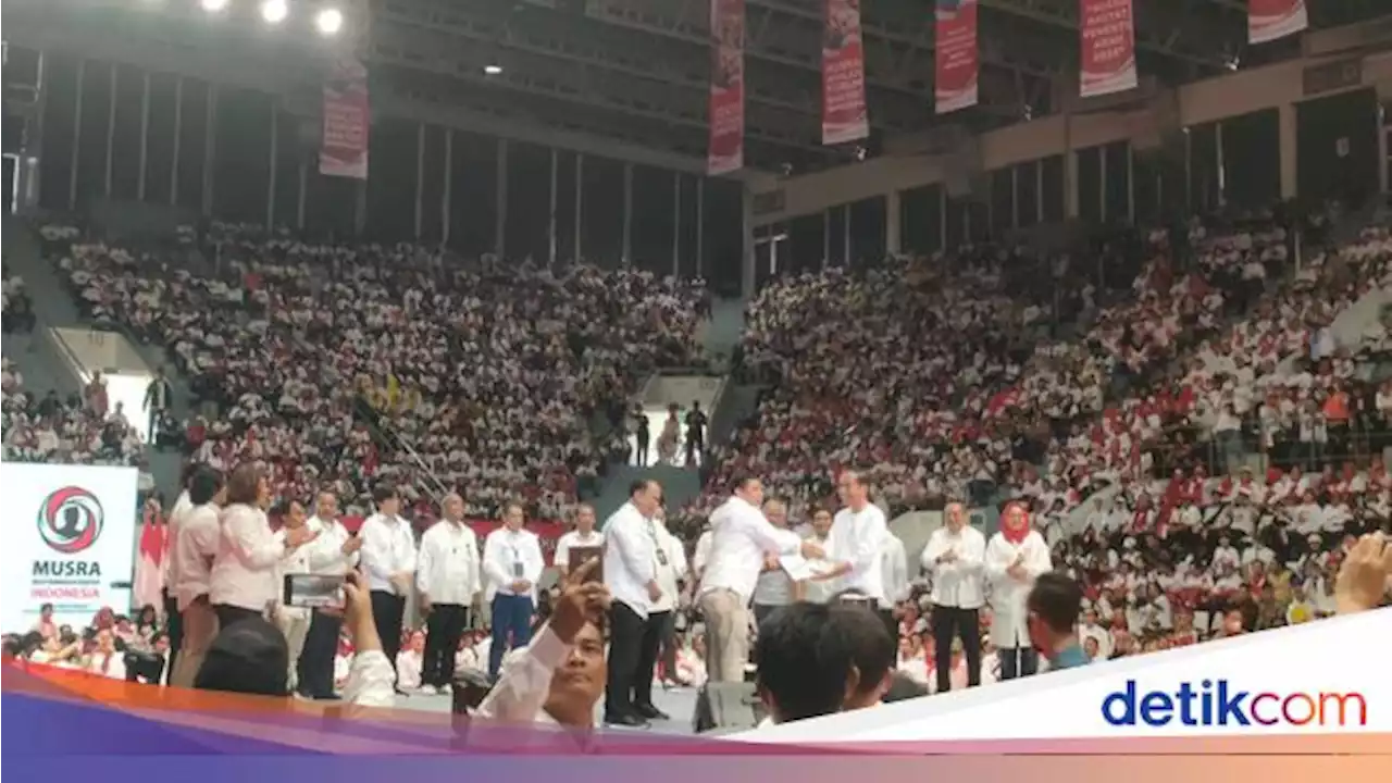 Relawan Serahkan Nama Capres-Cawapres Hasil Musra ke Jokowi