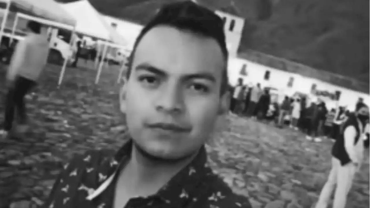 Apareció muerto joven en Bogotá que quería ser actor: su mamá lo halló desnudo en casa