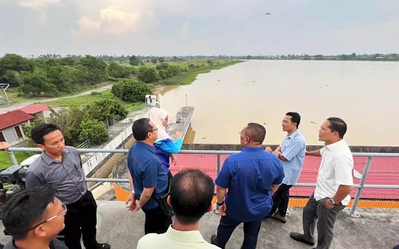 Sensor baraj rosak punca air Sungai Muda alir ke laut, kata Sanusi