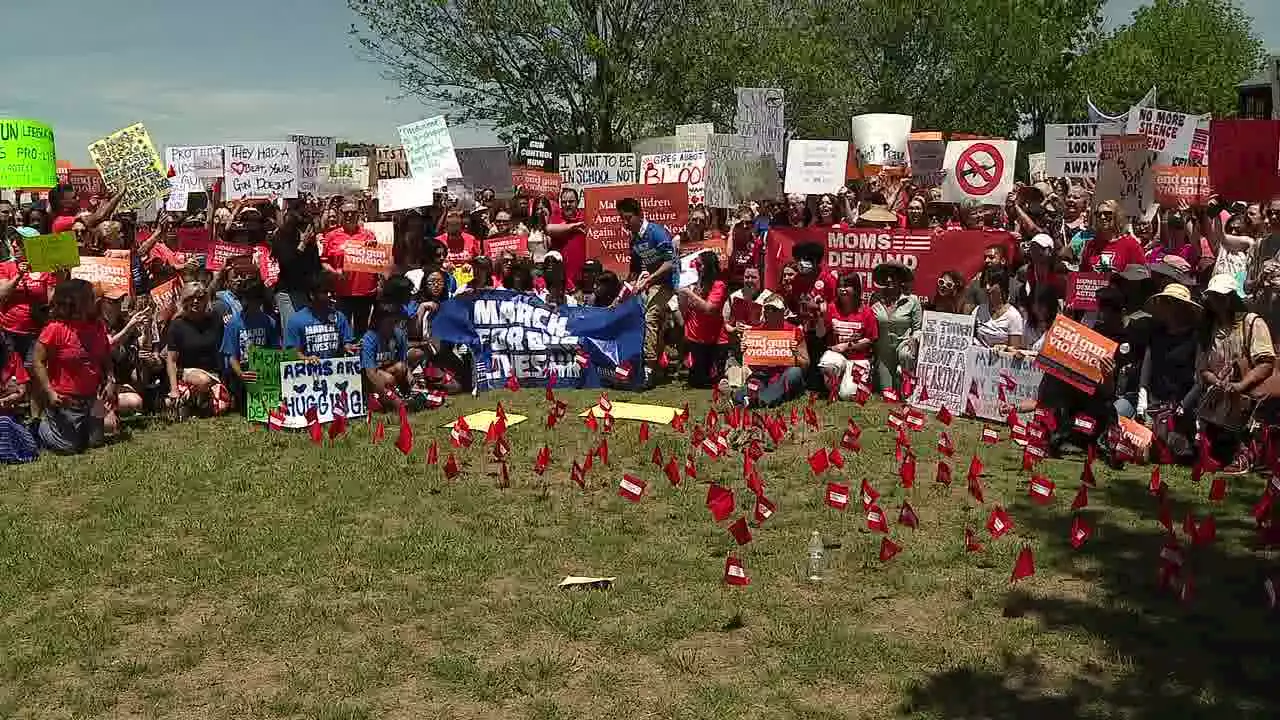 Moms Demand Action renew calls for gun control laws after Allen outlets mass shooting