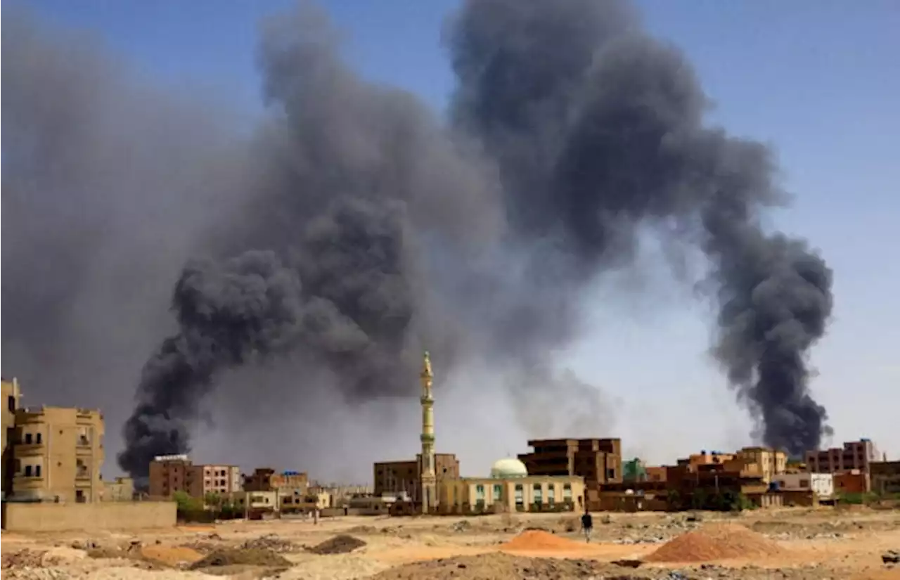 Khartoum region under bombardment as Sudan’s rivals talk