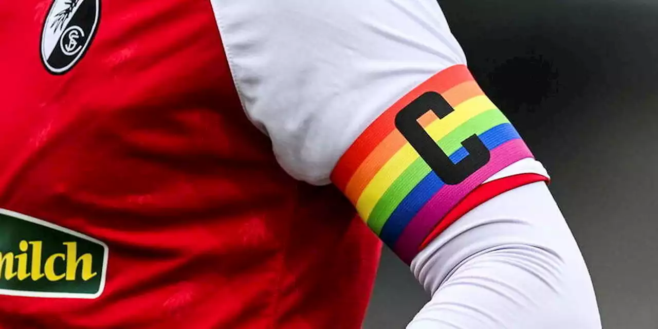 Homophobie : deux joueurs de Ligue 1 refusent le maillot arc-en-ciel