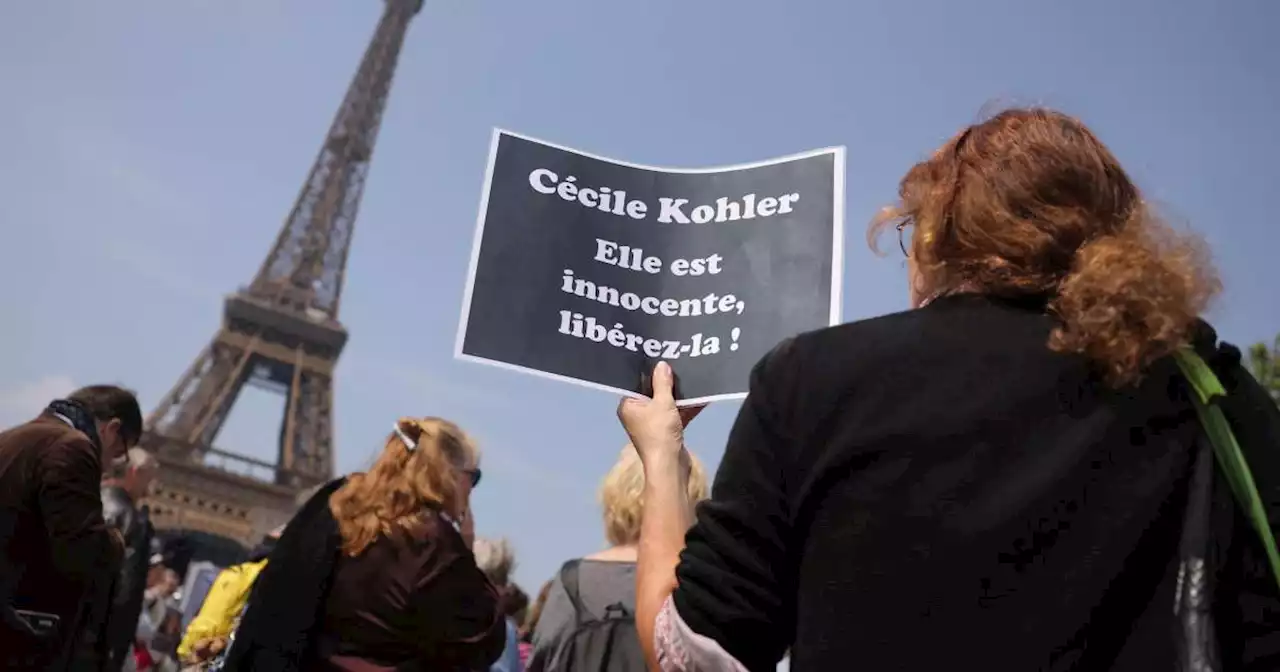 « Liberté pour Cécile Kohler et Jacques Paris » : rassemblement à Paris pour deux Français détenus en Iran